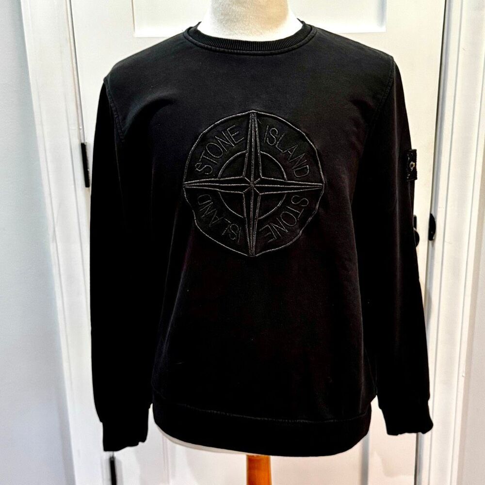 Stone Island Embroidered Sweatshirt. Black. Large.